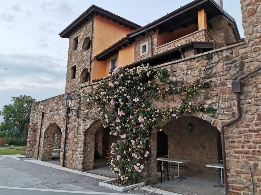 Appartamento La Mimosa Monti di Licciana Nardi Экстерьер фото
